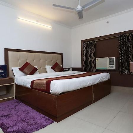 Vishal Hotel By Comfort Rooms New Delhi Exteriör bild
