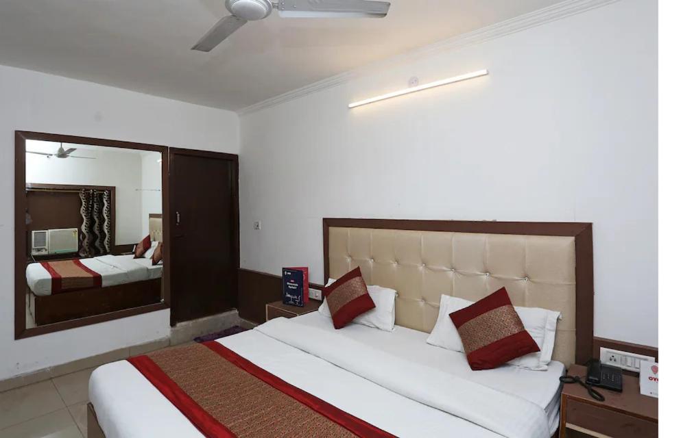 Vishal Hotel By Comfort Rooms New Delhi Exteriör bild