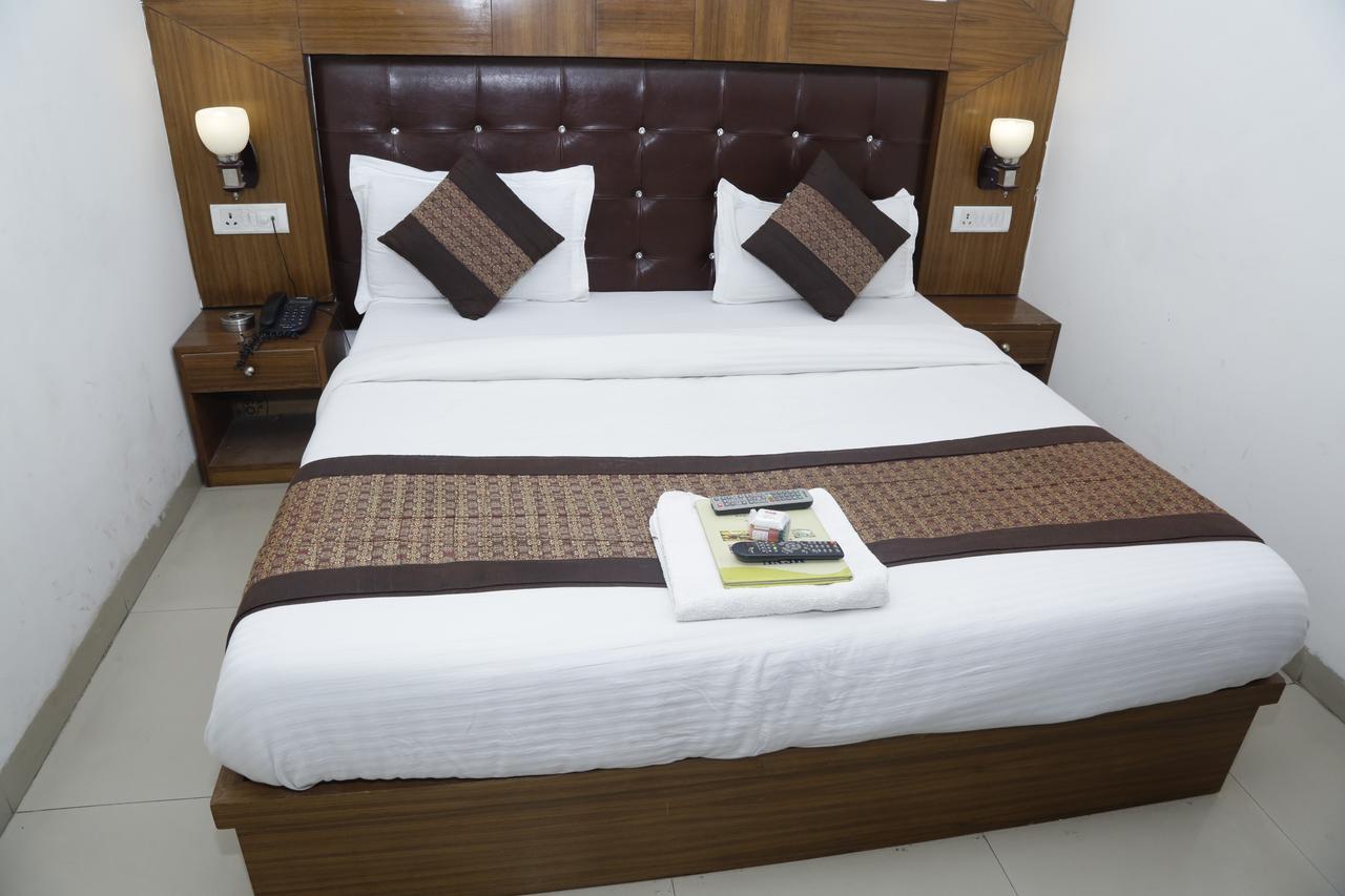 Vishal Hotel By Comfort Rooms New Delhi Exteriör bild