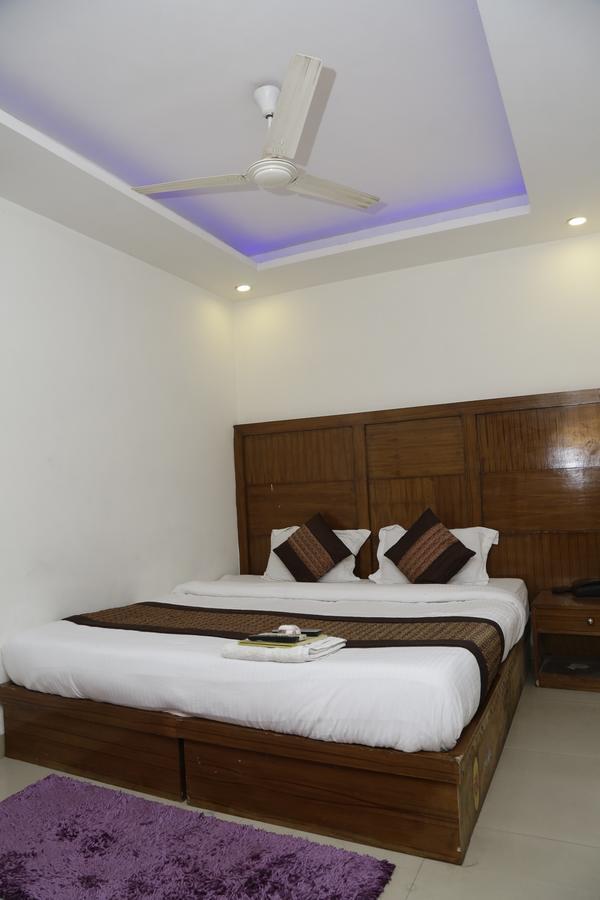 Vishal Hotel By Comfort Rooms New Delhi Exteriör bild