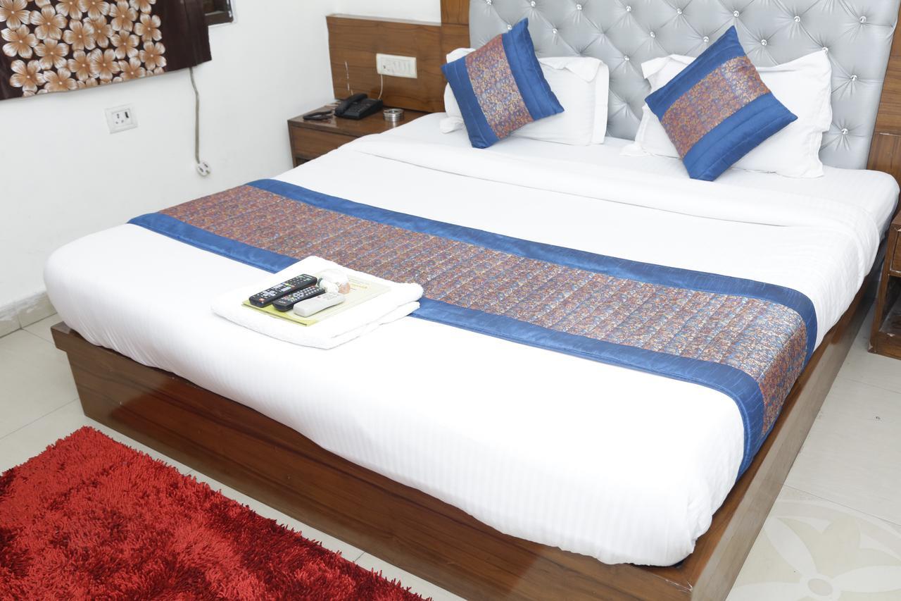 Vishal Hotel By Comfort Rooms New Delhi Exteriör bild
